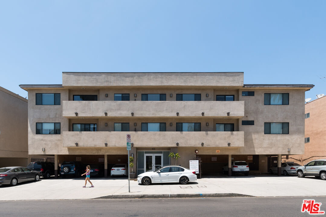 Foto principal - 931 N Alfred St