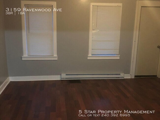 Building Photo - 3159 Ravenwood Ave - 3 beds, 1 full bath