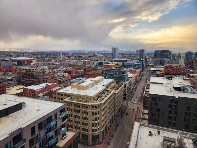Foto del edificio - 1625 Larimer St