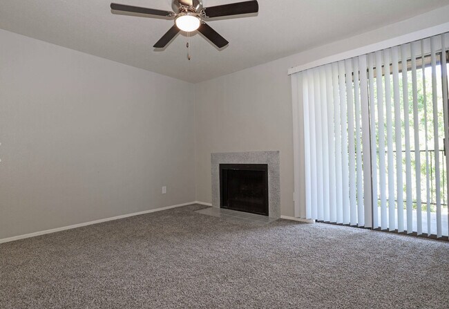 Foto del edificio - Woodland Trails Apartments