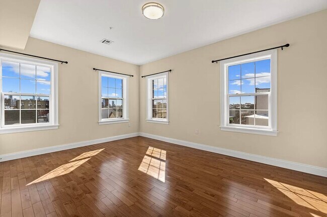Foto del edificio - 4401 Bergenline Ave