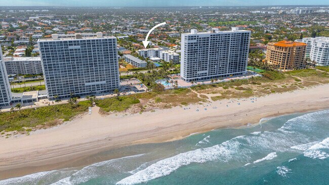Building Photo - 2679 S Ocean Blvd