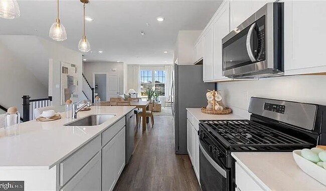 Foto del edificio - 53 Northside Ct