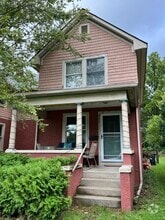 Building Photo - 607 Fountain St