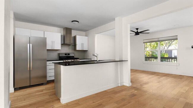Foto del edificio - 2502 E 11th St