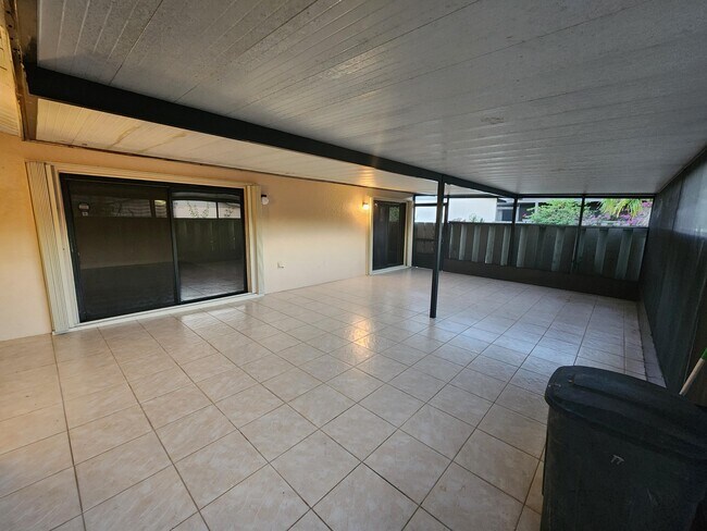 Foto del edificio - 8084 Ambach Way