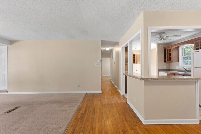 Foto del edificio - Northwoods Cutie!