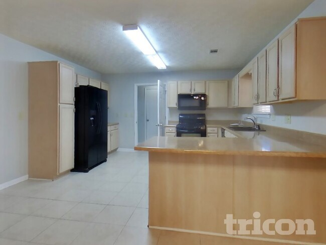 Foto del edificio - 165 Old Hampton Way