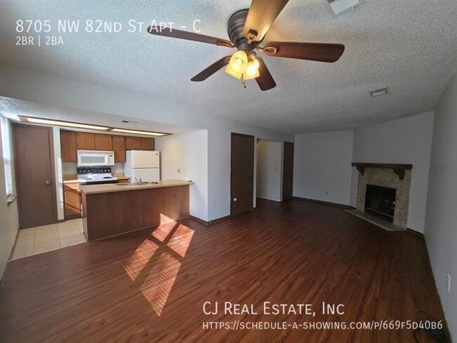 Building Photo - 8705 NW 82nd St