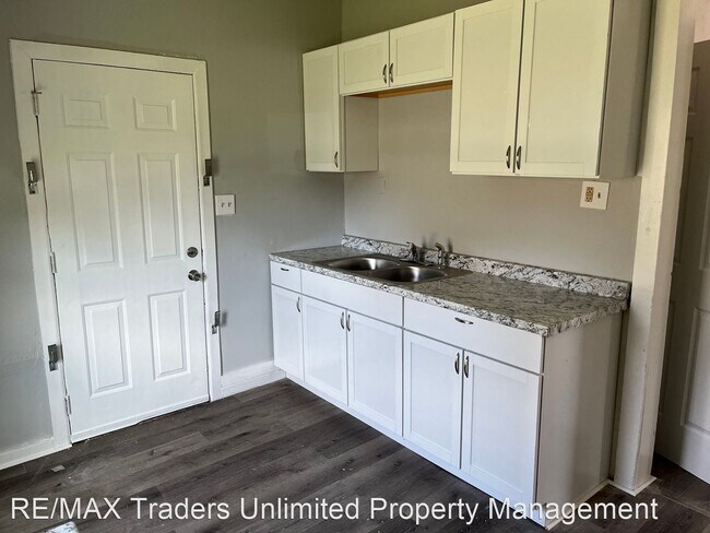 Foto del edificio - 3 br, 2 bath House - 2319 W Millman