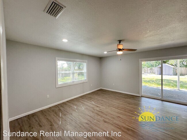Foto del edificio - 3 br, 2.5 bath House - 116 Merle Circle
