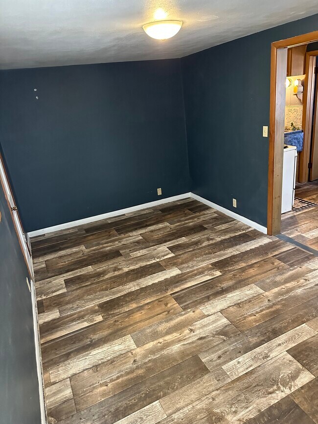 Fotografía del edificio - 402 S Memorial Dr