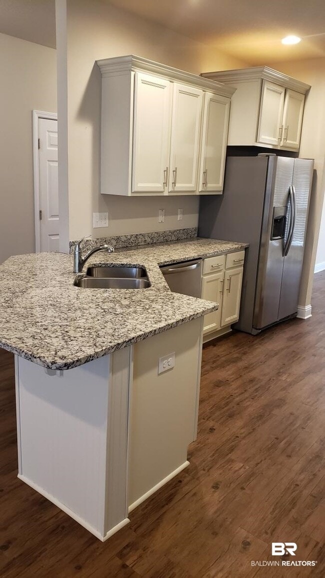 Foto del edificio - 24490 Kipling Ct