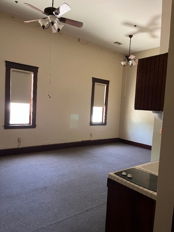 309 Heinlen St Unit D, Lemoore, CA 93245 Room for Rent in Lemoore, CA