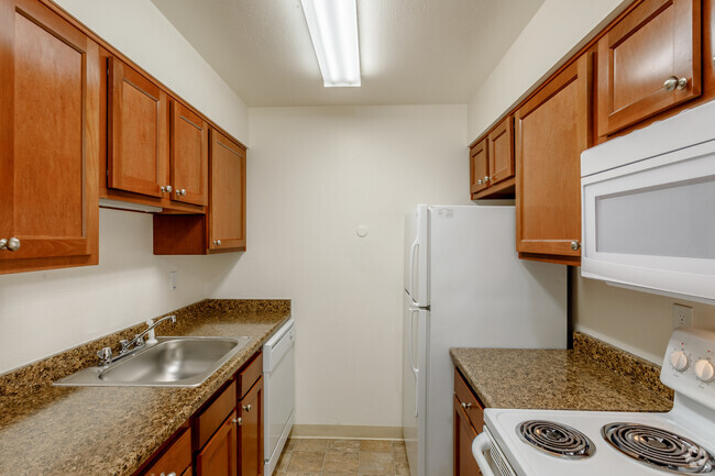 1BR, 1BA - 600SF - Flatirons Park Apartments