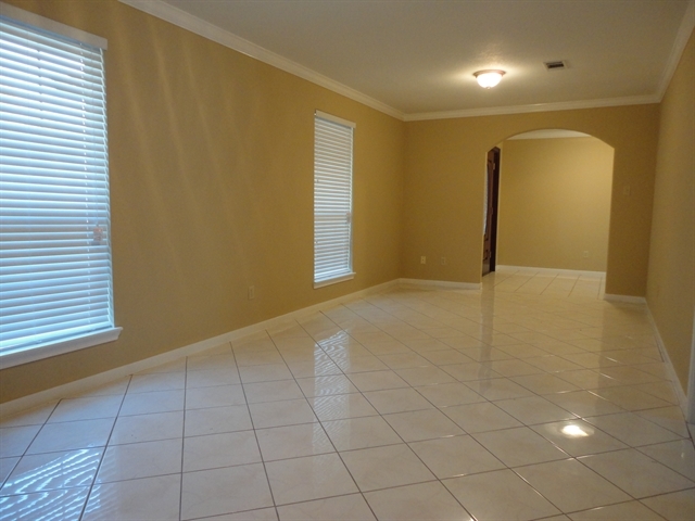 Building Photo - 11906 Manorgate Drive