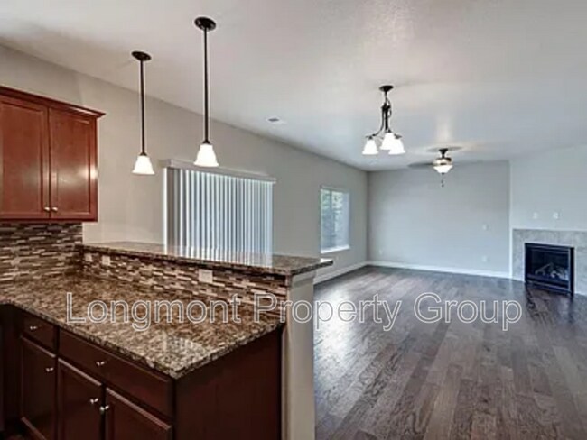 Building Photo - 1381 14th Ave