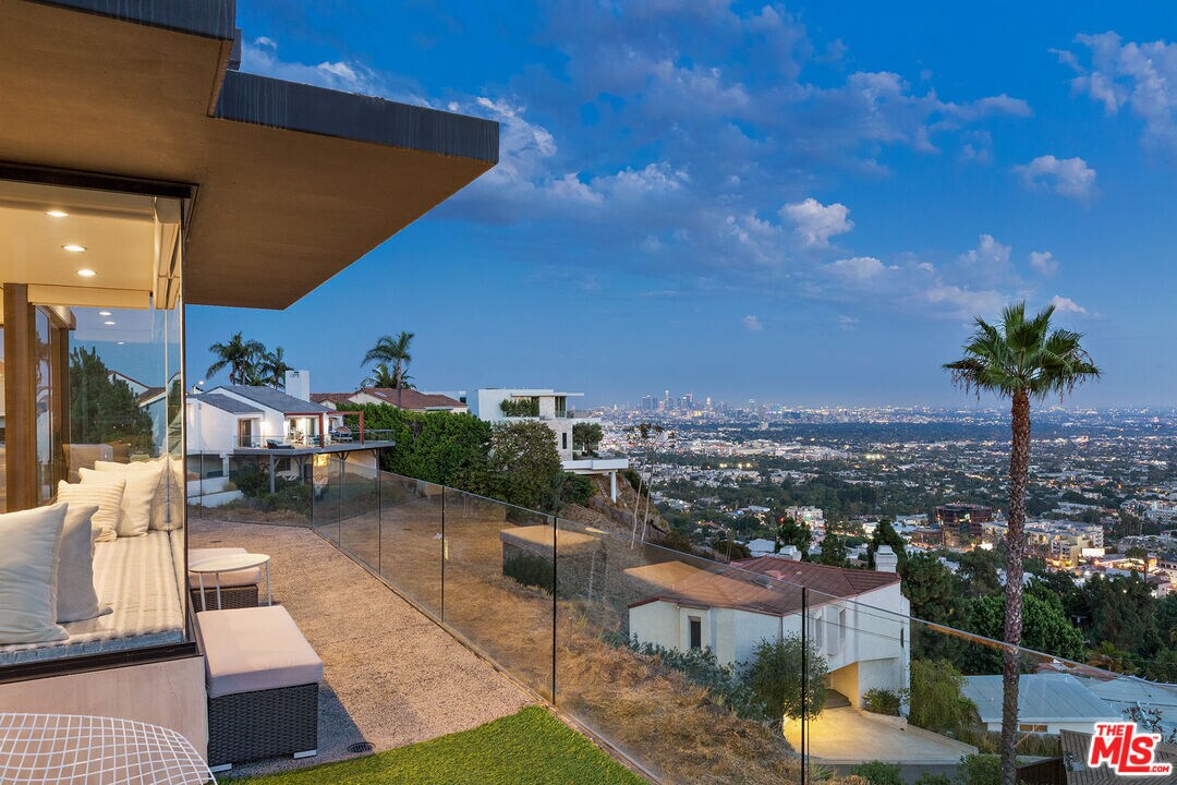 Foto principal - 1815 N Crescent Heights Blvd