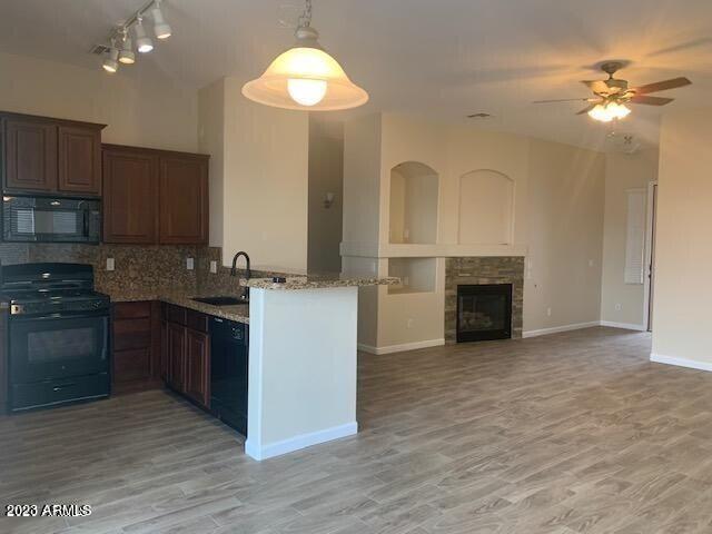 Foto del edificio - 44809 W Horse Mesa Rd