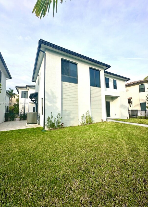 Primary Photo - 8250 NW 49th St