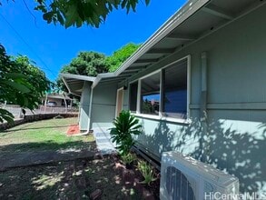 Building Photo - 1202 Puu Poni Pl
