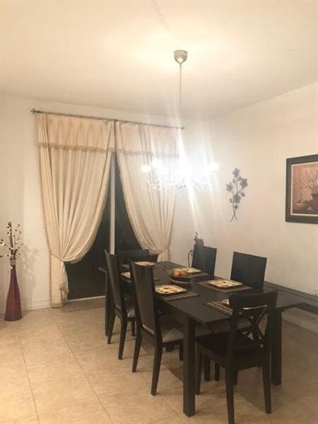 Foto del edificio - 6903 Julia Gardens Dr