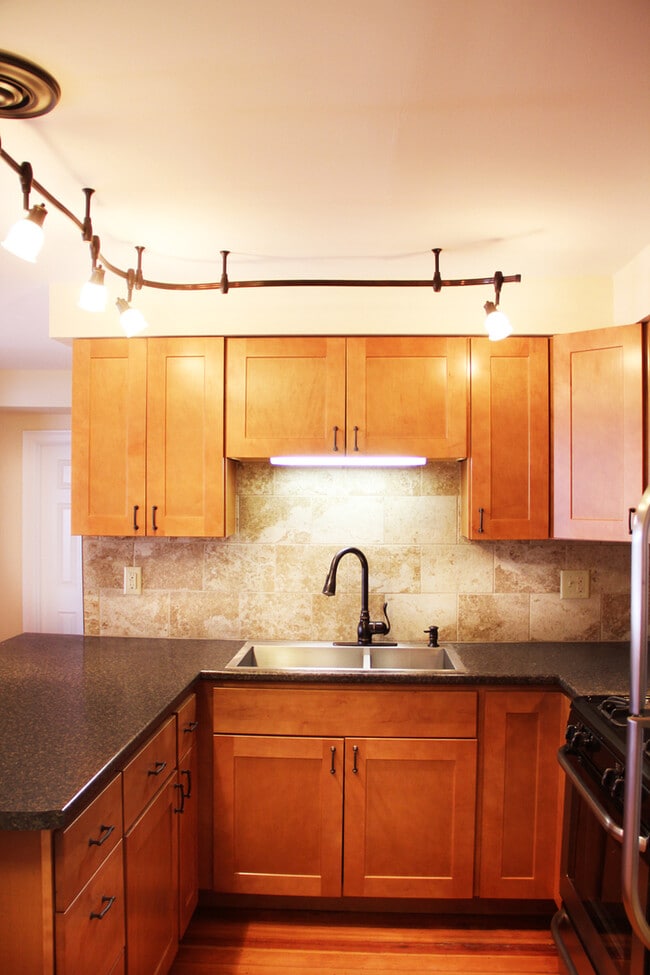 Foto del edificio - 48 N Champlain St