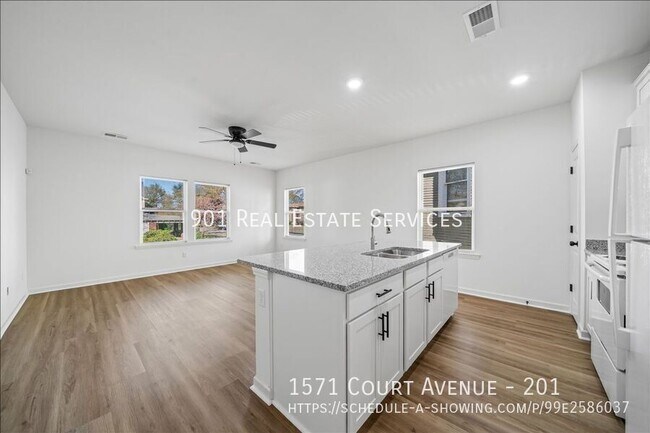 Foto del edificio - 1571 Court Ave
