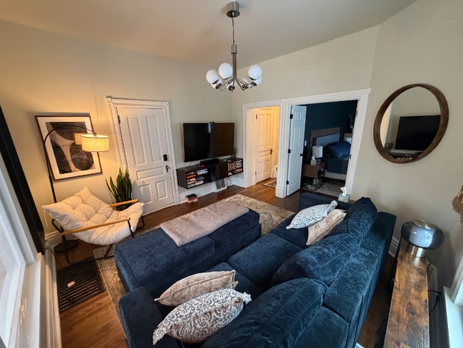 Building Photo - 1419 Jefferson St NE