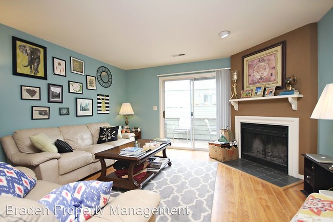 Building Photo - 3 br, 2 bath House - 1280 Clifden Greene