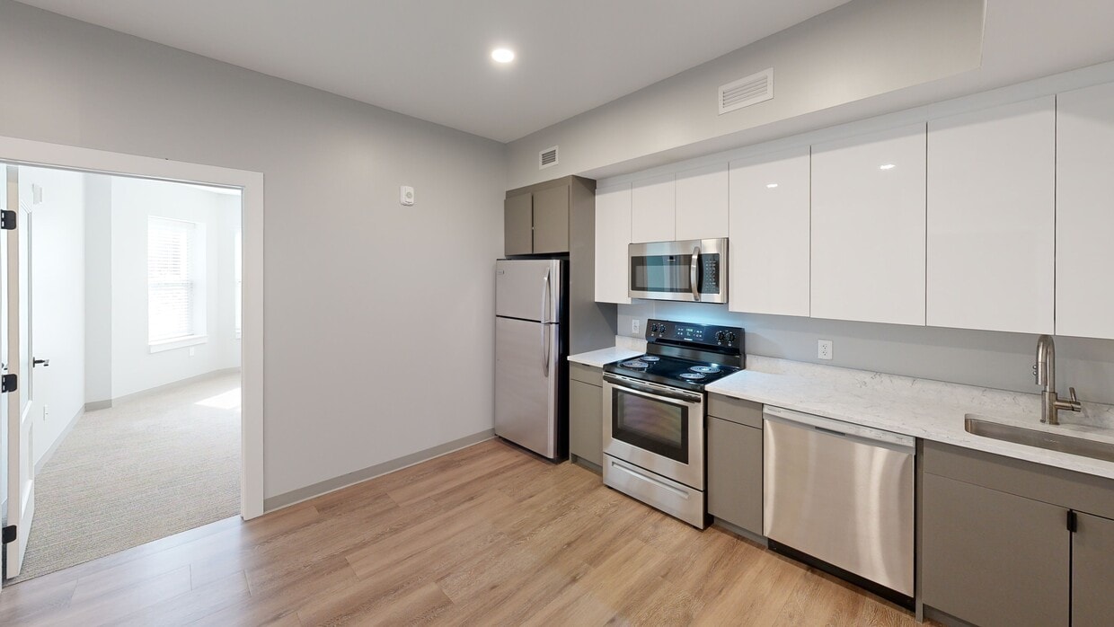 Photo - 100 Hemenway Apartments