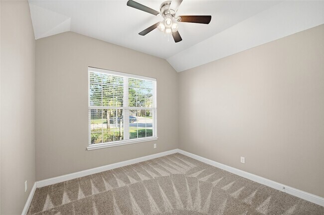 Building Photo - 14915 Violet Willow Ct