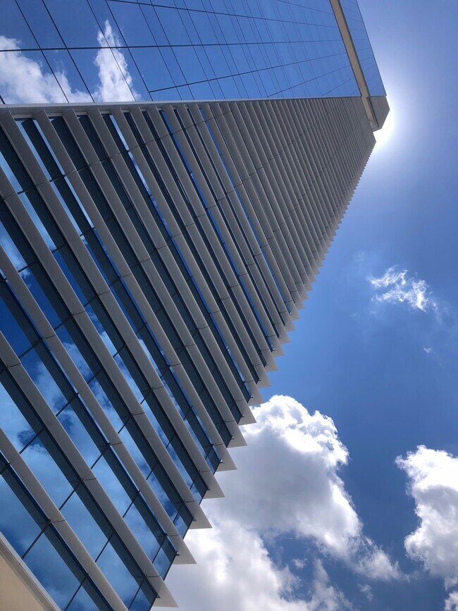 Foto del edificio - 3668 Kingsboro Rd NE