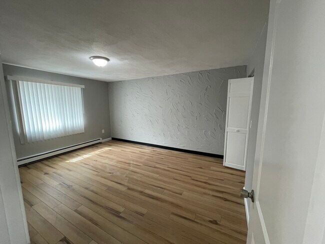 Bedroom - 300 Smithfield Rd