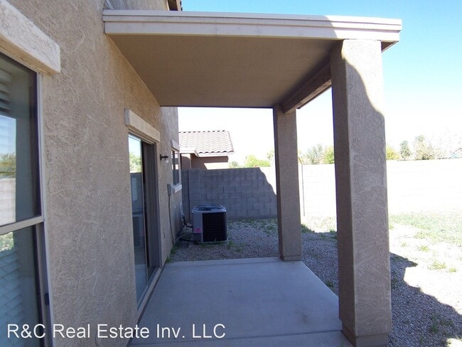 Building Photo - 4 br, 2.5 bath House - 2512 W. Romley Rd. 001
