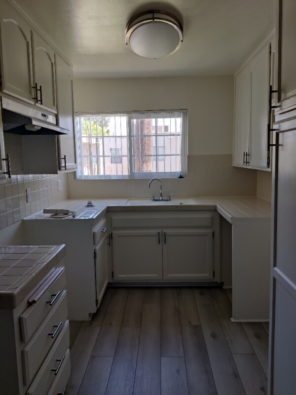 Building Photo - 19055 Sherman Way