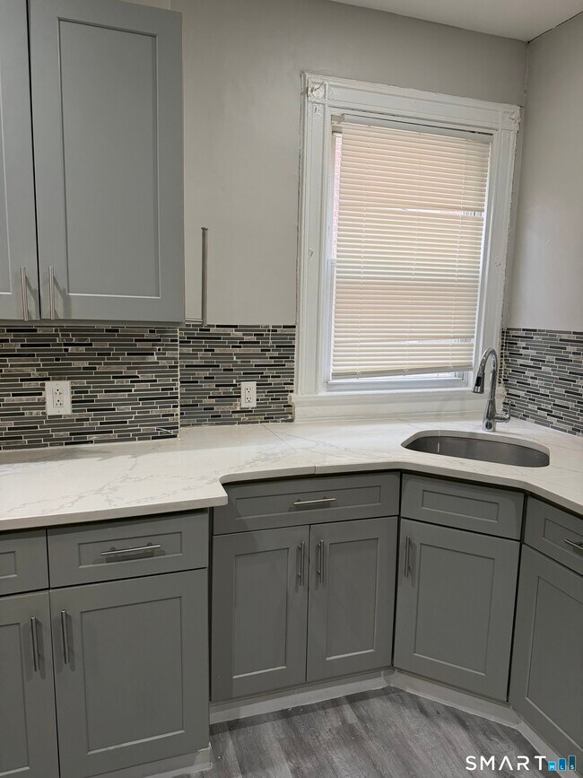 Foto del edificio - 336 Bond St