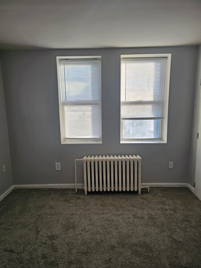 Foto del edificio - 5615 Upland Way