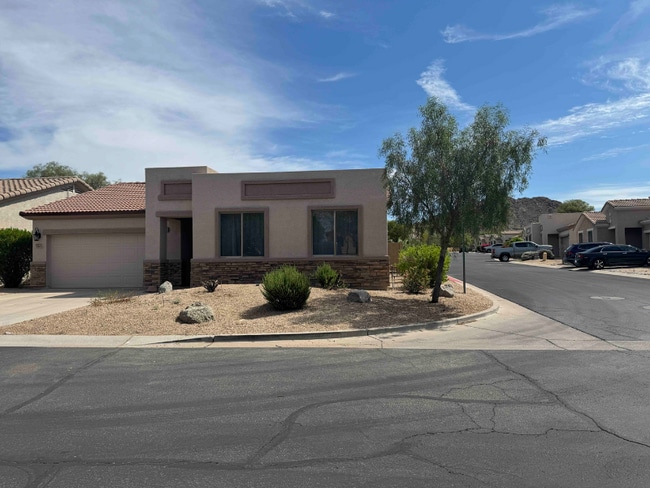Building Photo - 3531 N Sericin
