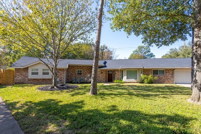 Foto del edificio - 11433 Ash Creek Dr