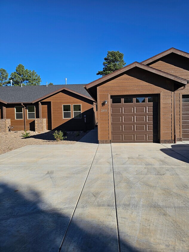 Foto principal - 2890 W Villa Loop