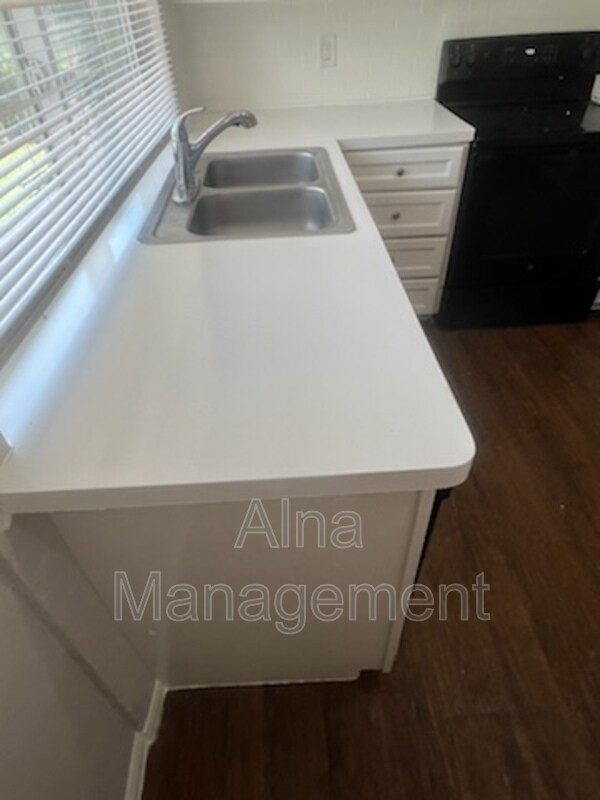 Foto del edificio - 3409 Castle Rock Ln