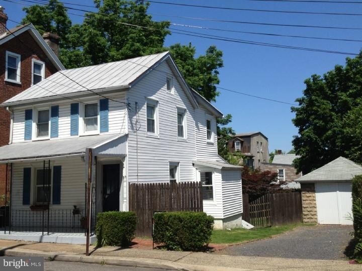 Foto principal - 421 Breckenridge St