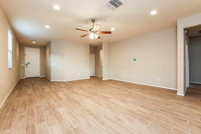 Building Photo - 11174 S Golden Aspen Dr