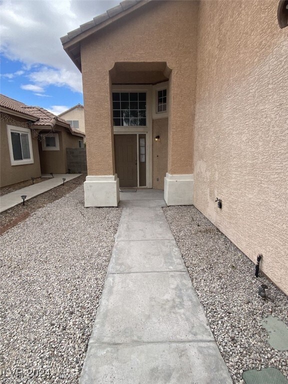 Foto del edificio - 8242 W Rochelle Ave