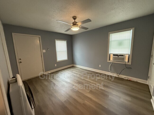Foto del edificio - 3067 Princeton Ave