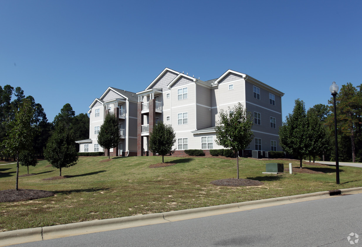 Pine Chase Apartments - Apartments in Hope Mills, NC | Apartments.com