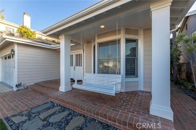 Building Photo - 1340 1st St