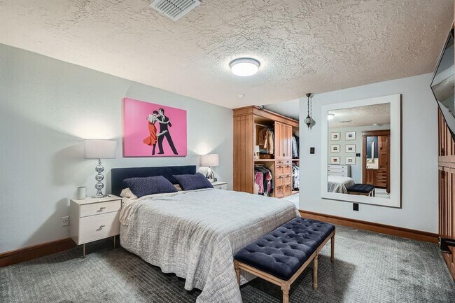 Foto del edificio - 5306 Summer Cir