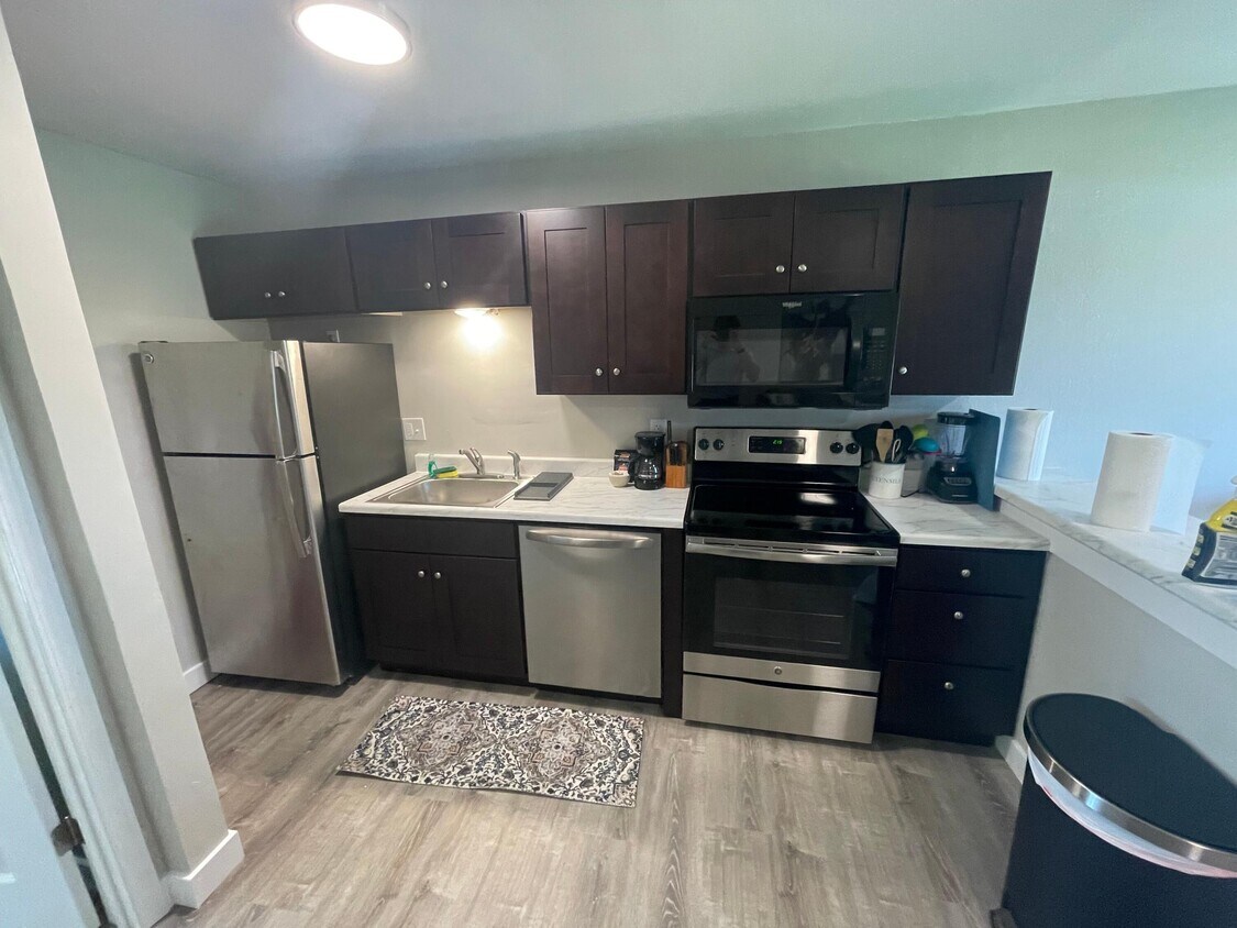 Foto principal - 105 N Garth Ave